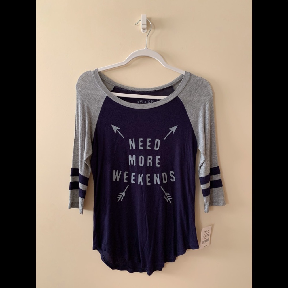 New blue/gray graphic jersey-style shirt (XS)